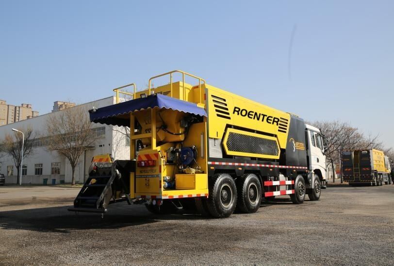 SRO5312TFC-13 Mikro Oberflächenbelag Schlammbelag Lkw Asphalt Schlammdichtung Straßenwartungsfahrzeug
